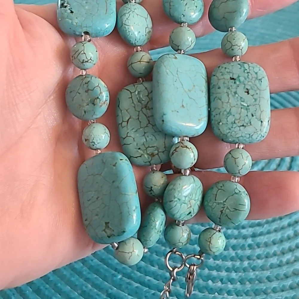 Turquoise Beaded Necklace